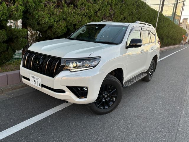 TOYOTA LANDCRUISER PRADO 2022