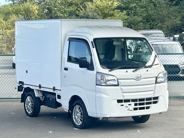 DAIHATSU HIJET truck 4WD 2018