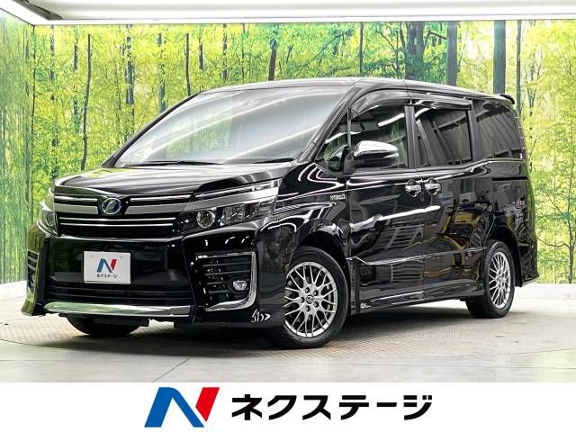 TOYOTA VOXY HYBRID 2017