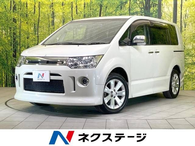 MITSUBISHI DELICA D:5 2WD 2012