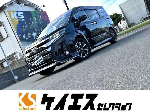 TOYOTA NOAH 2018