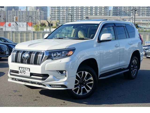 TOYOTA LANDCRUISER PRADO 2022