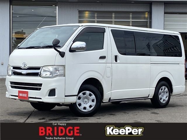 TOYOTA HIACE van 4WD 2010