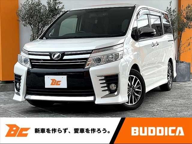 TOYOTA VOXY 2014