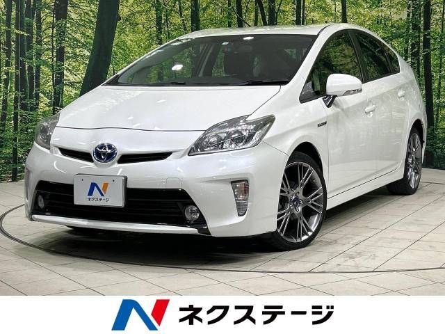 TOYOTA PRIUS 2013