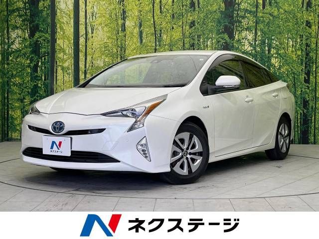 TOYOTA PRIUS 2016