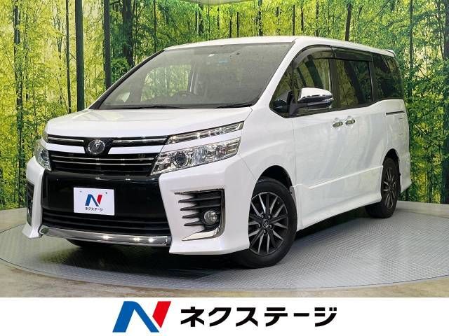 TOYOTA VOXY 2015