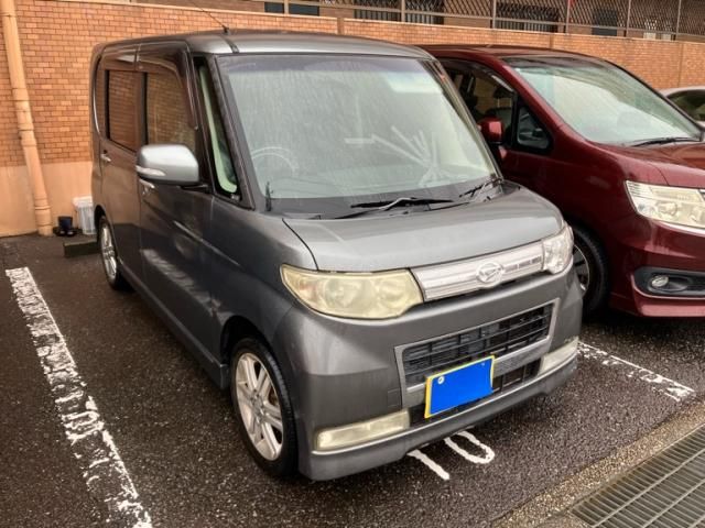 DAIHATSU TANTO CUSTOM 2010