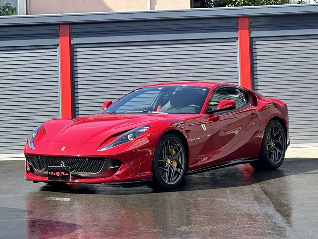 FERRARI 812 Superfast 2018