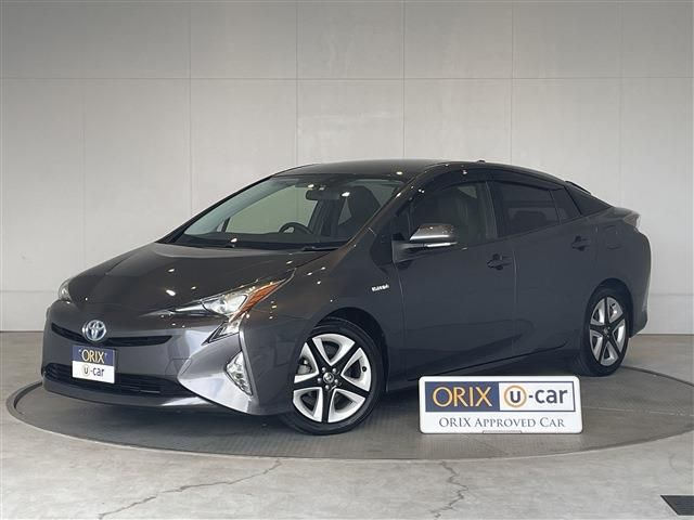 TOYOTA PRIUS 2017