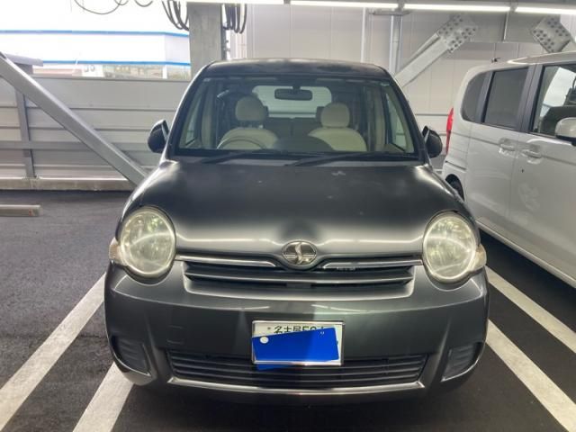 TOYOTA SIENTA 2009