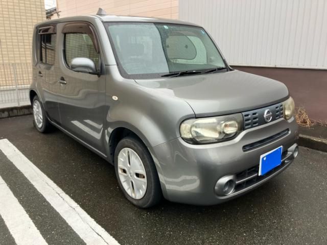 NISSAN CUBE 2010