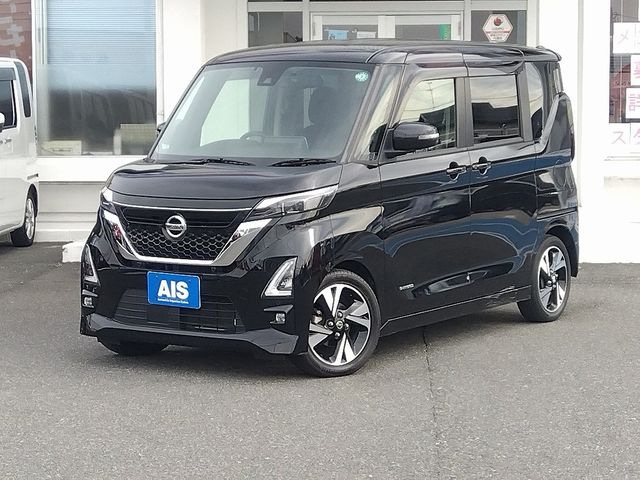 NISSAN ROOX 2020