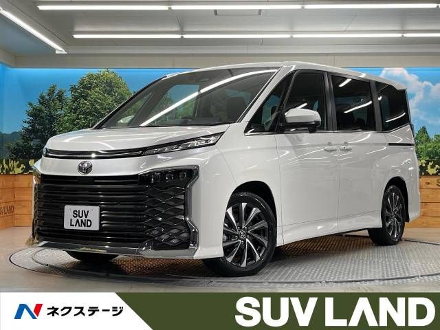 TOYOTA VOXY 2024