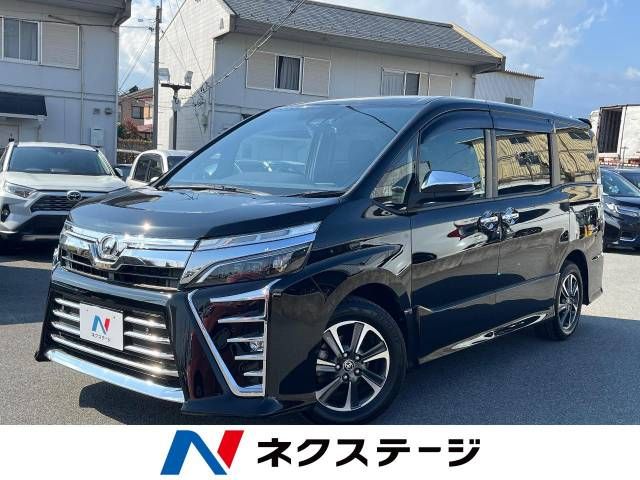 TOYOTA VOXY 2019