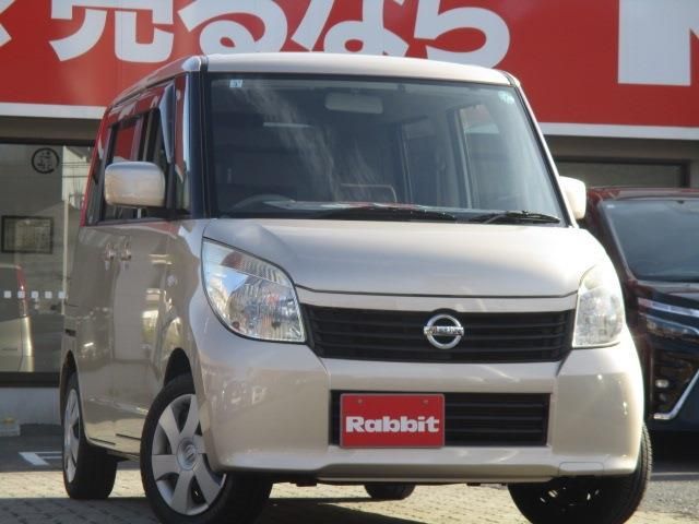 NISSAN ROOX 2011