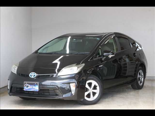 TOYOTA PRIUS 2013