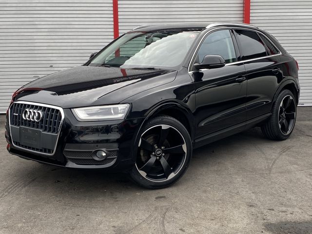 AUDI Q3 2012