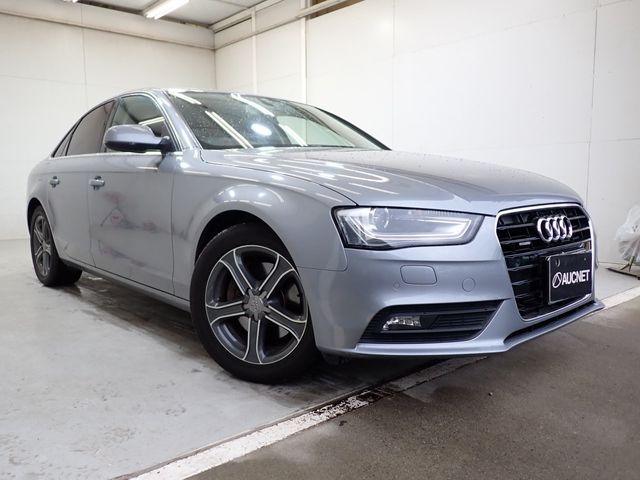 AUDI A4 2015