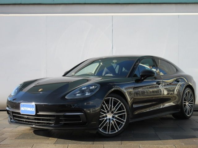 PORSCHE PANAMERA 2018