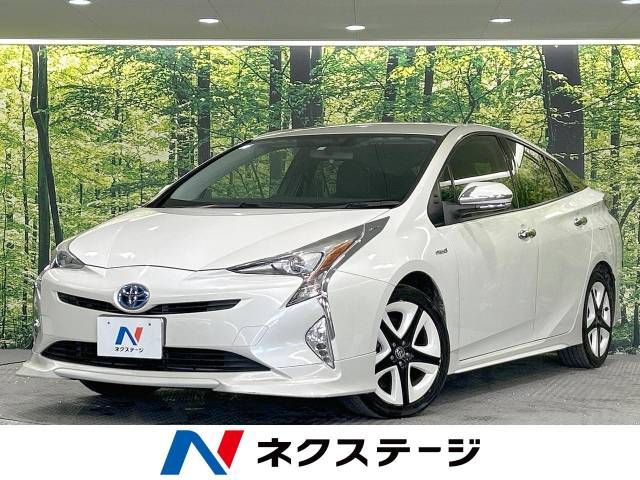 TOYOTA PRIUS 2015