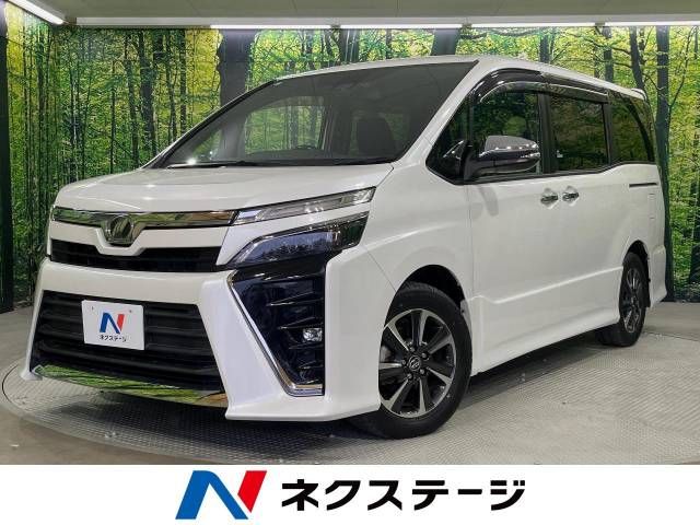 TOYOTA VOXY 2018