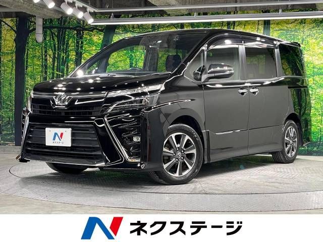 TOYOTA VOXY 2018