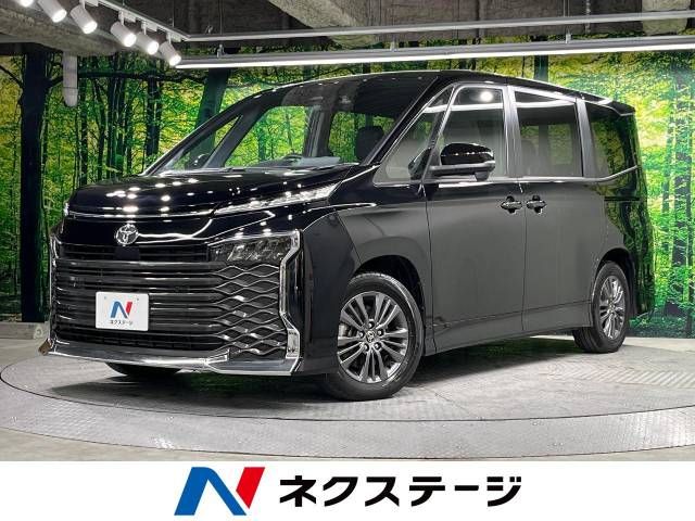 TOYOTA VOXY 2024