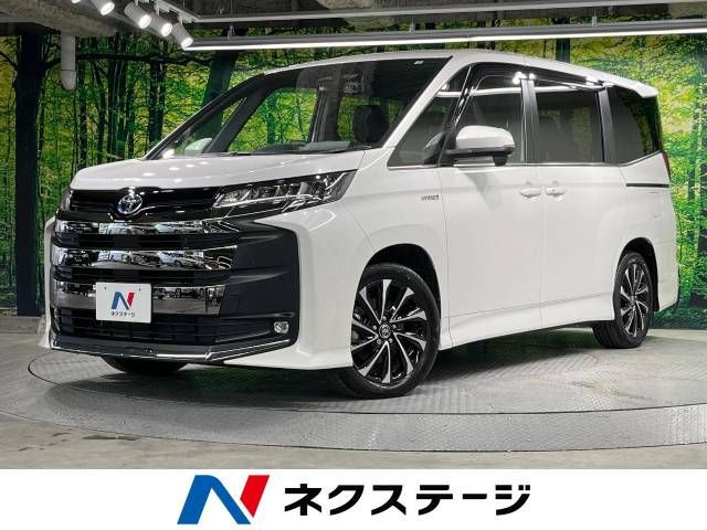 TOYOTA NOAH HYBRID 2022