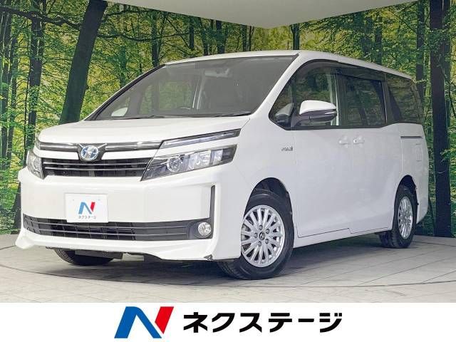 TOYOTA VOXY HYBRID 2015