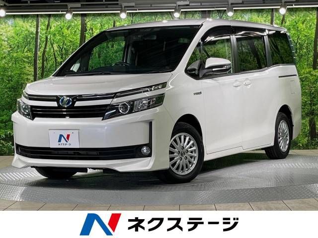 TOYOTA VOXY HYBRID 2015