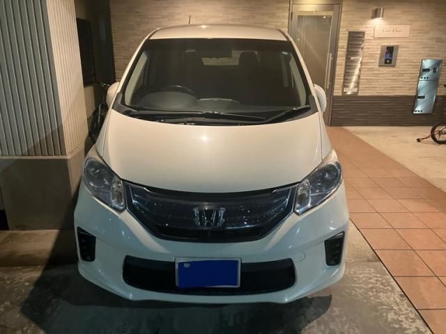 HONDA FREED HYBRID 2011