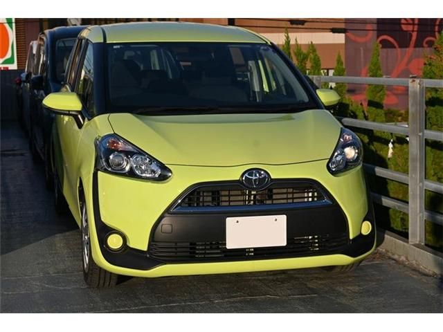 TOYOTA SIENTA 2018