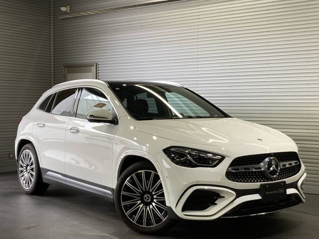 MERCEDES-BENZ GLA class 2024