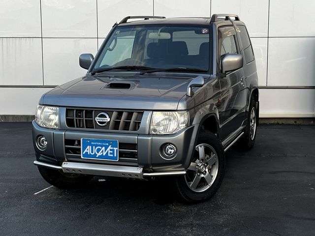 NISSAN KIX 4WD 2011