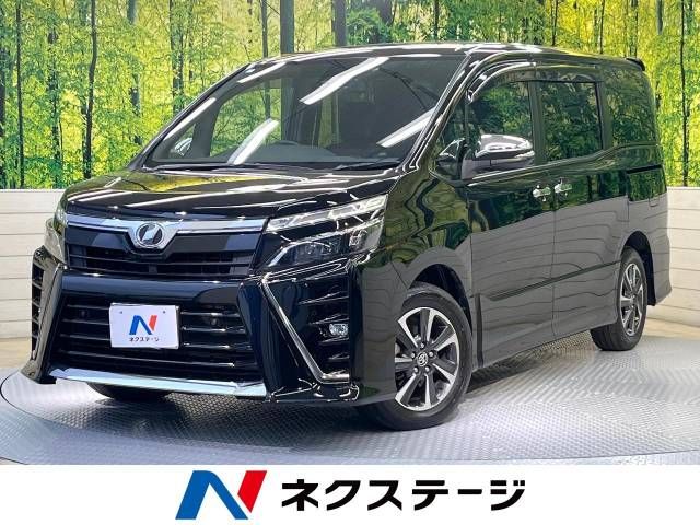 TOYOTA VOXY 2019