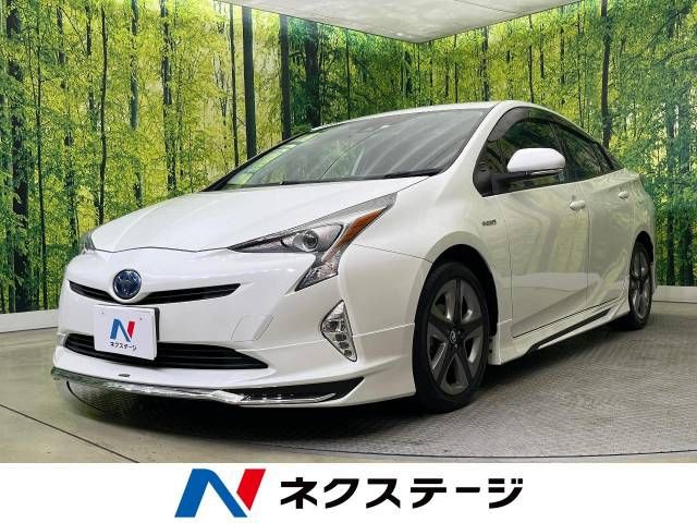 TOYOTA PRIUS 2016