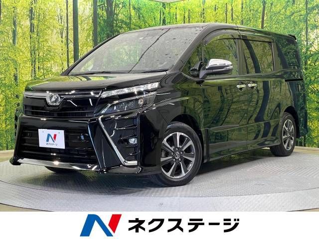 TOYOTA VOXY 2019