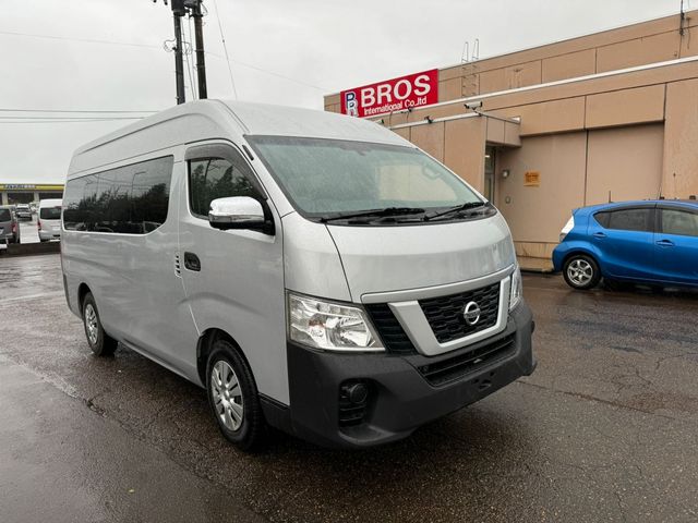 NISSAN NV350 CARAVAN MICROBUS 2020