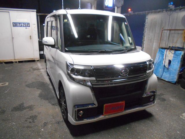 DAIHATSU TANTO CUSTOM 4WD 2016