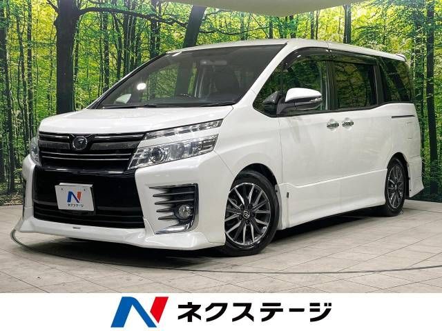 TOYOTA VOXY 2015