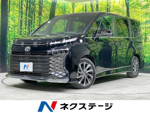 TOYOTA VOXY 2024