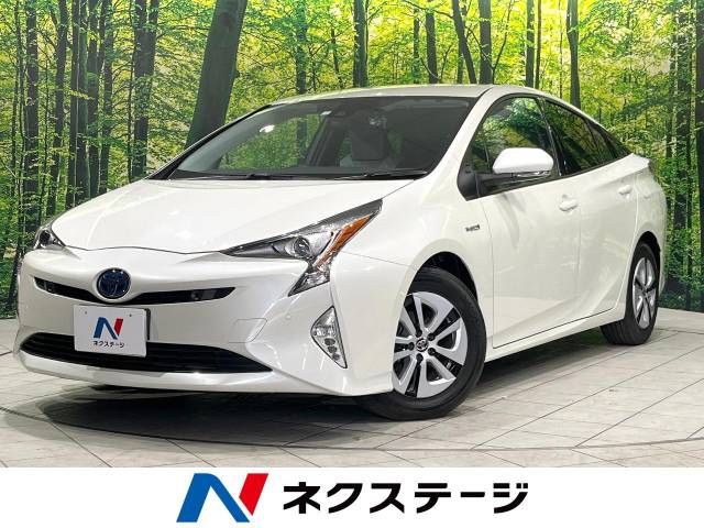 TOYOTA PRIUS 2016