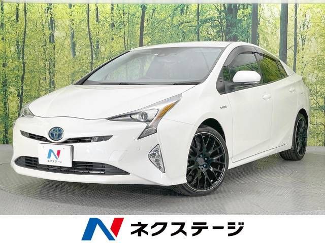 TOYOTA PRIUS 2018