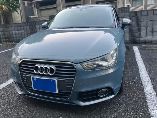 AUDI A1 2011