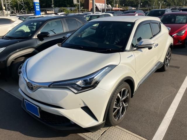 TOYOTA C-HR 2017