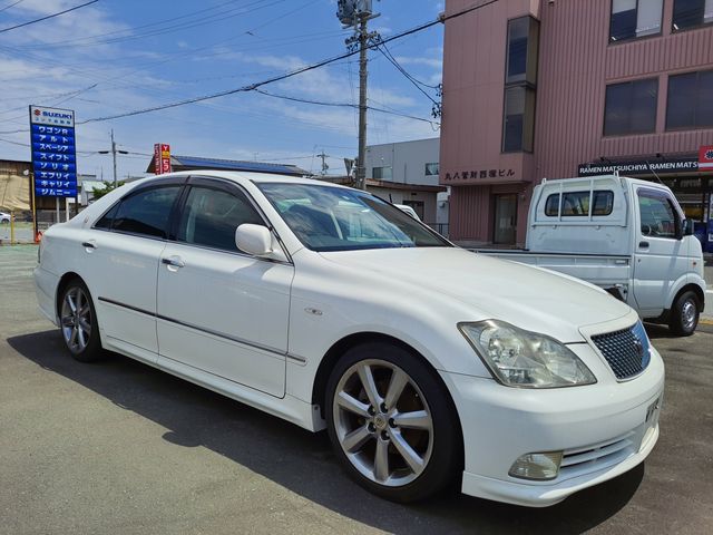 TOYOTA CROWN sedan 2004