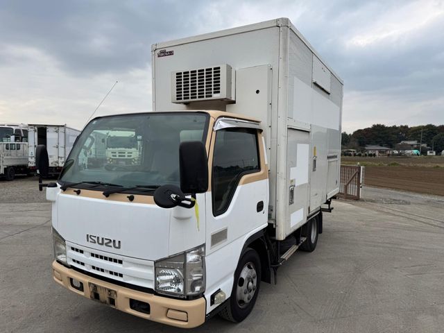 ISUZU ELF 2010