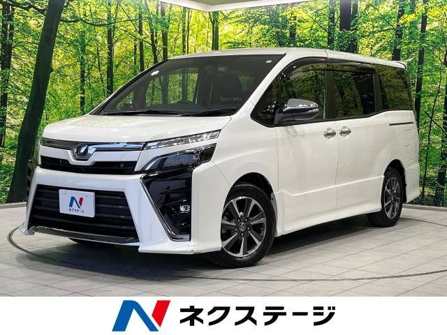 TOYOTA VOXY 2018