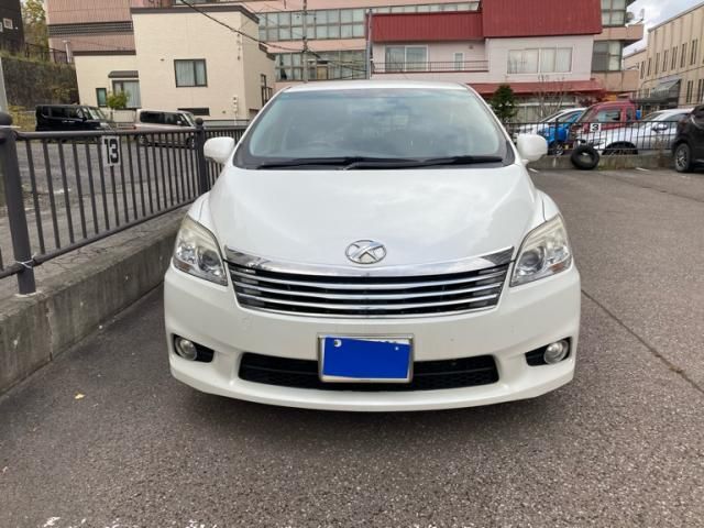 TOYOTA MARK X ZIO 4WD 2013